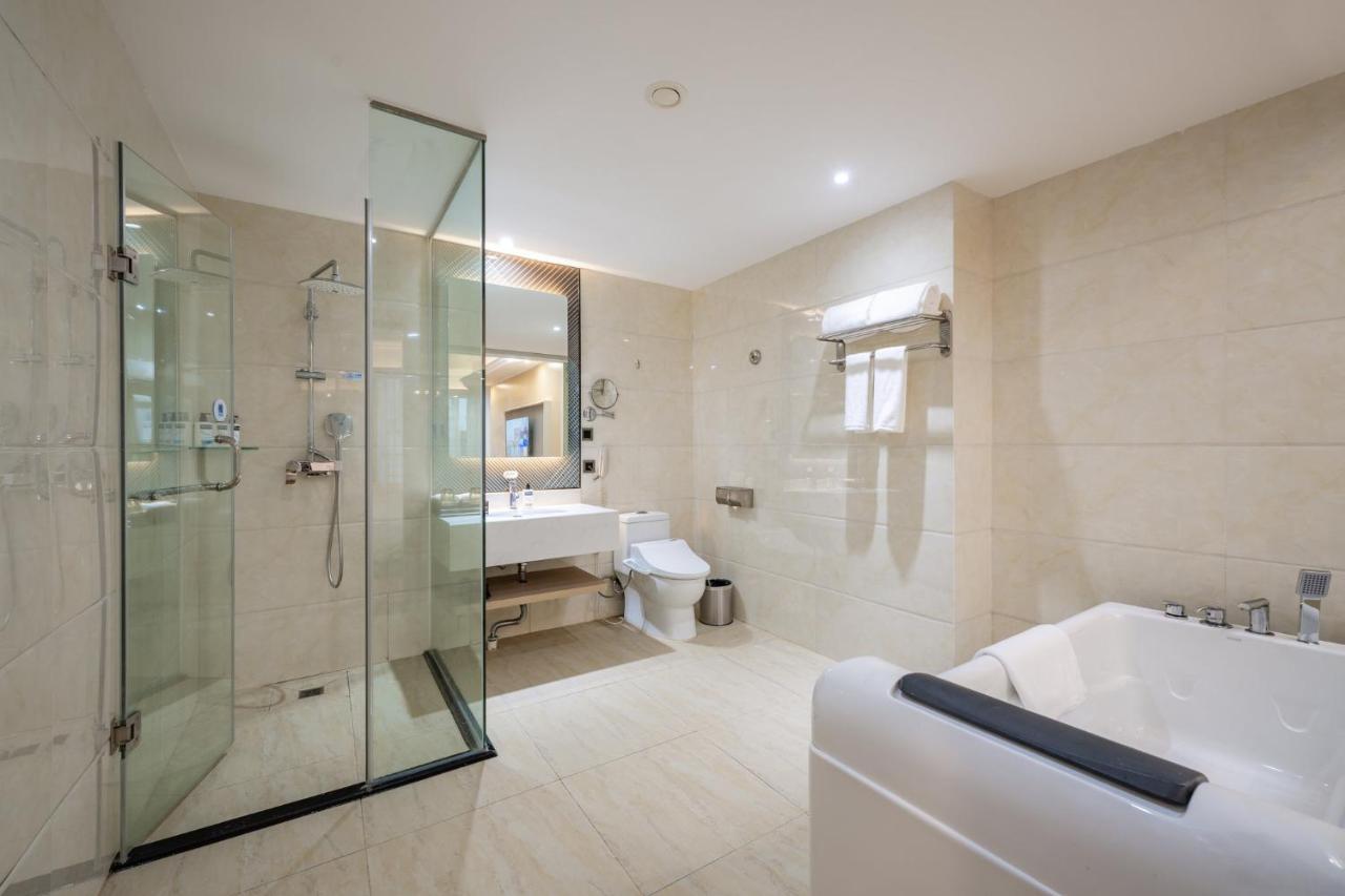 Holiday Inn Express Chengdu Tianfu Square By Ihg - Chunxi Road And Kuanzhai Alley Exteriör bild