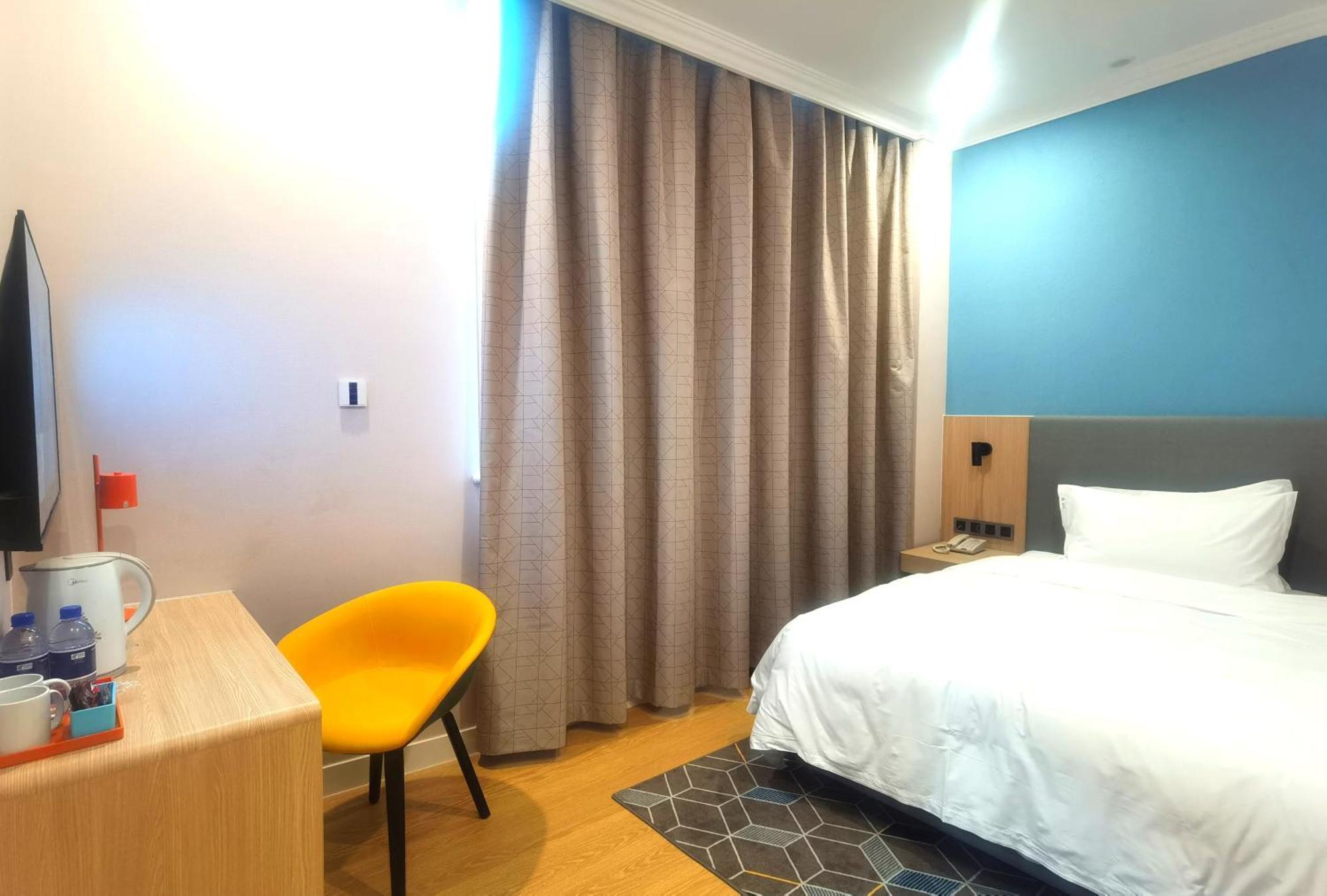 Holiday Inn Express Chengdu Tianfu Square By Ihg - Chunxi Road And Kuanzhai Alley Exteriör bild