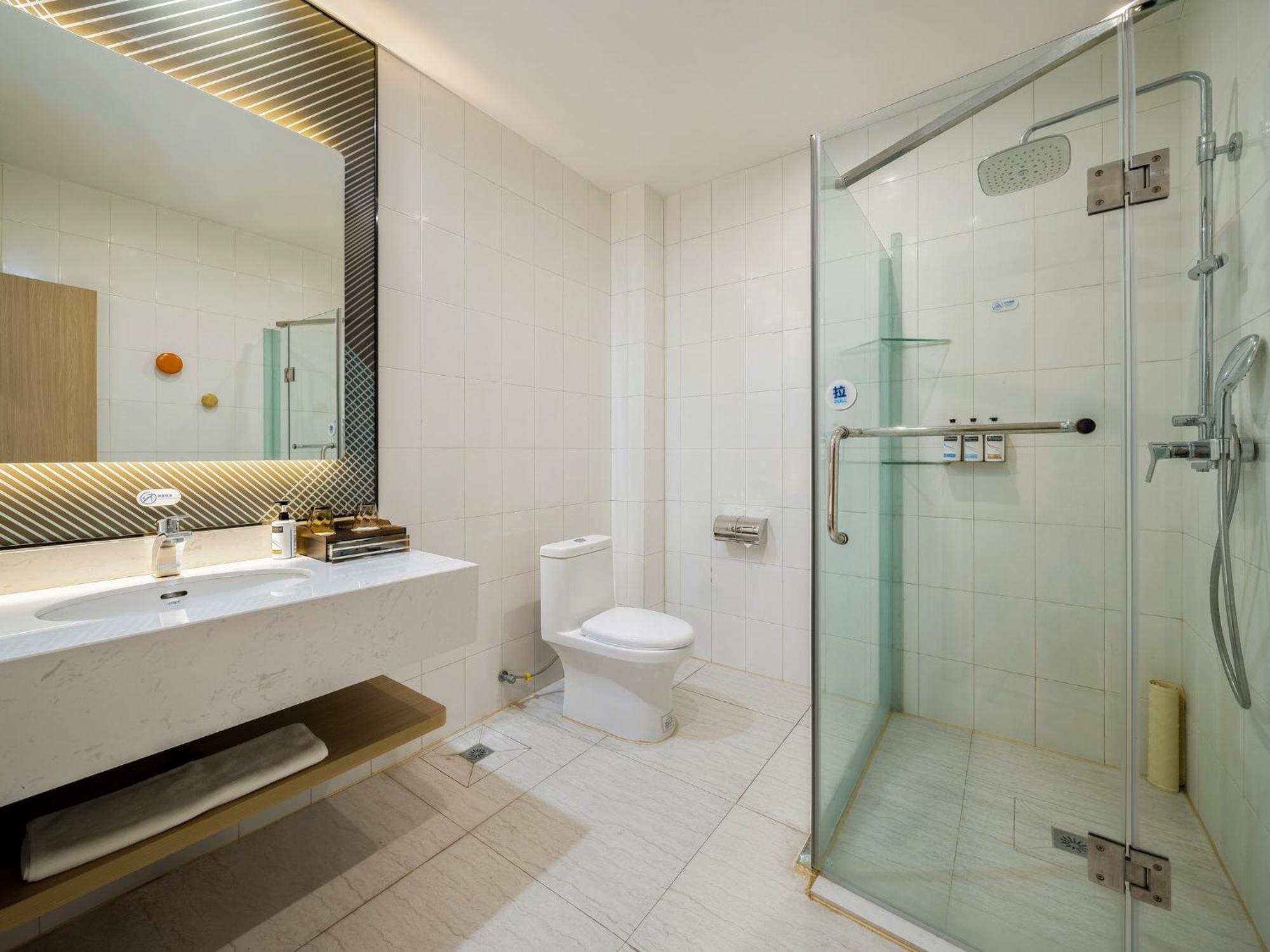 Holiday Inn Express Chengdu Tianfu Square By Ihg - Chunxi Road And Kuanzhai Alley Exteriör bild